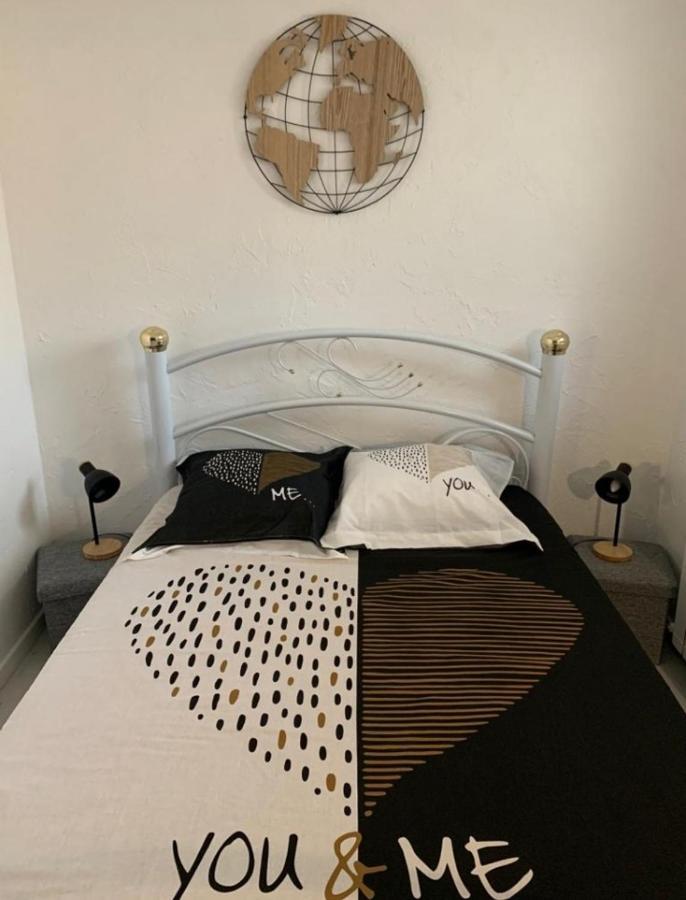 Rez De Villa Avec Place De Parking Et Vue Mer. 拉西约塔 外观 照片